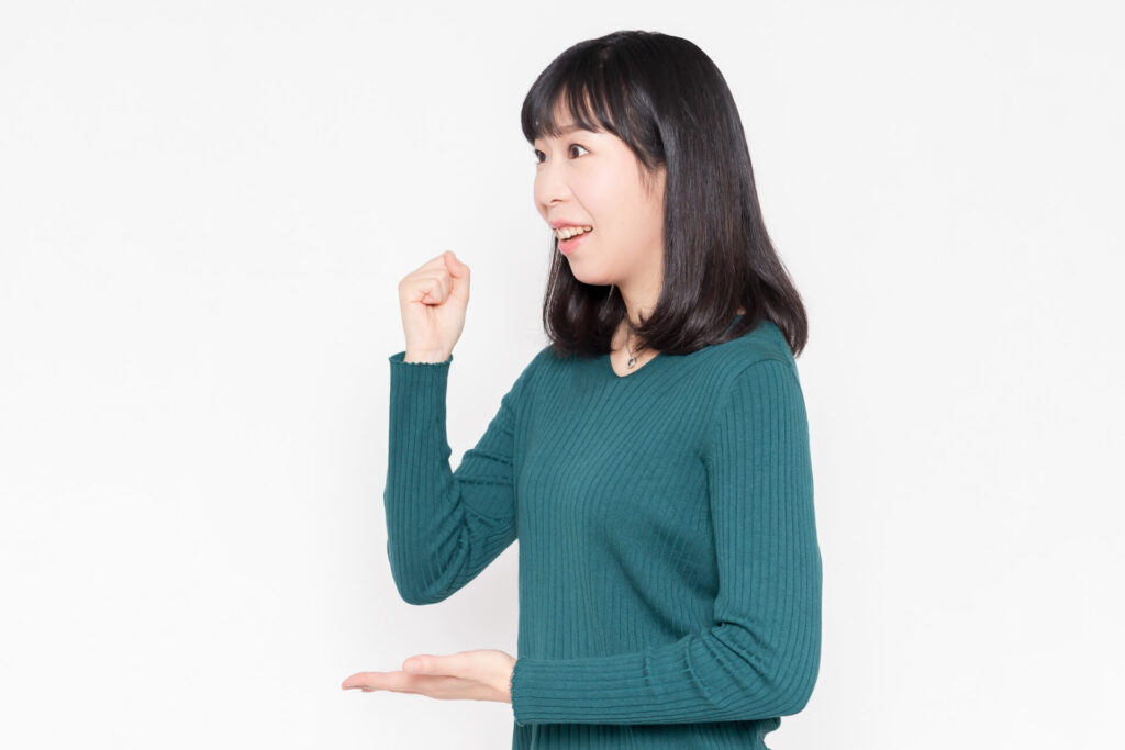 「見る」「観る」「視る」「診る」「看る」の違いとは?わかりやすく解説 – 違い事典オンライン